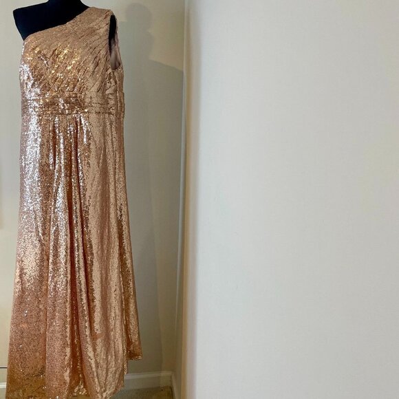 Dresses & Skirts - Women's Rose Gold Sequin One-shoulder Gown
